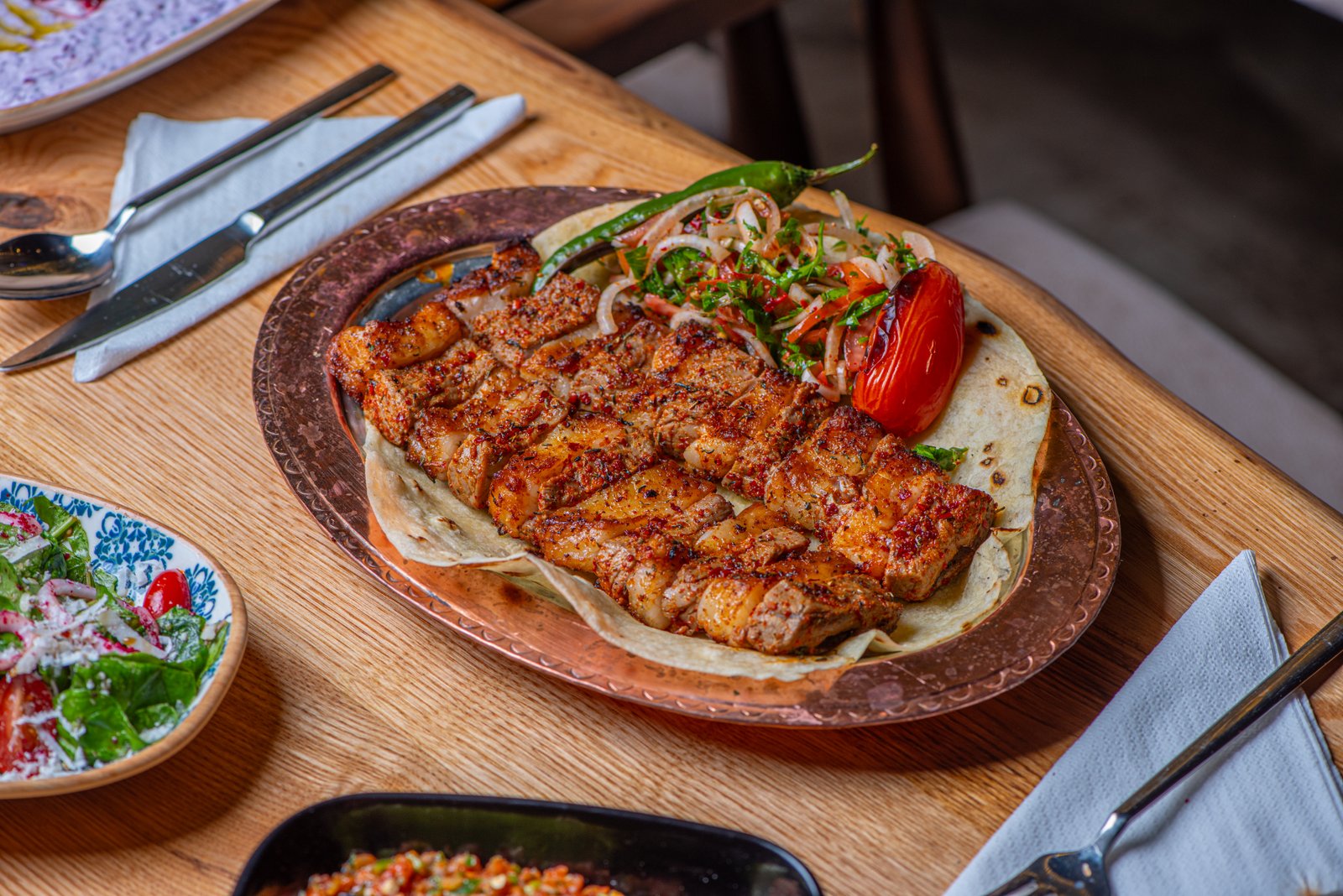 أوصال لحم طازجة - الشوكة التركية